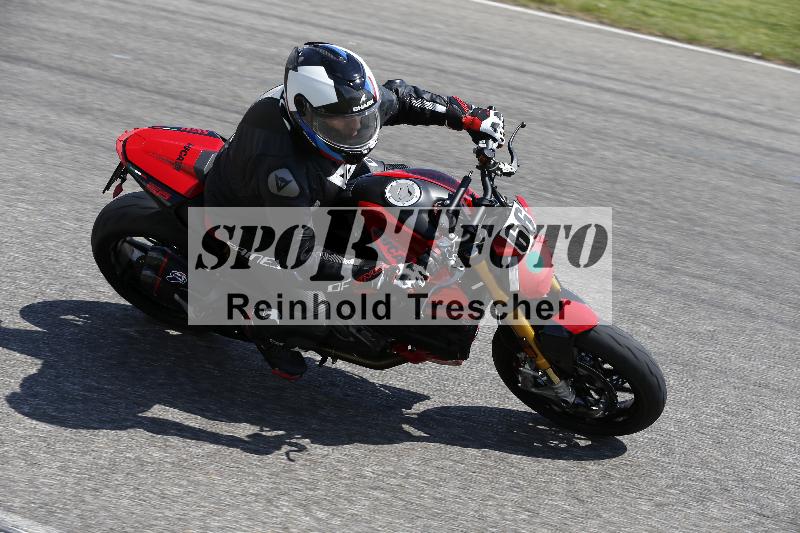 /15 13.05.2025 Max Racing ADR/Gruppe gruen/66